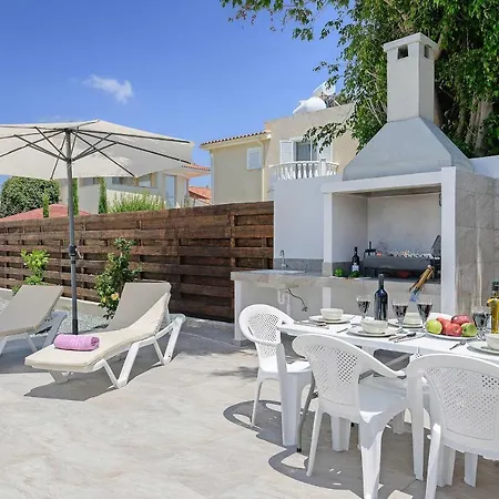 Coral Bay * Peyia